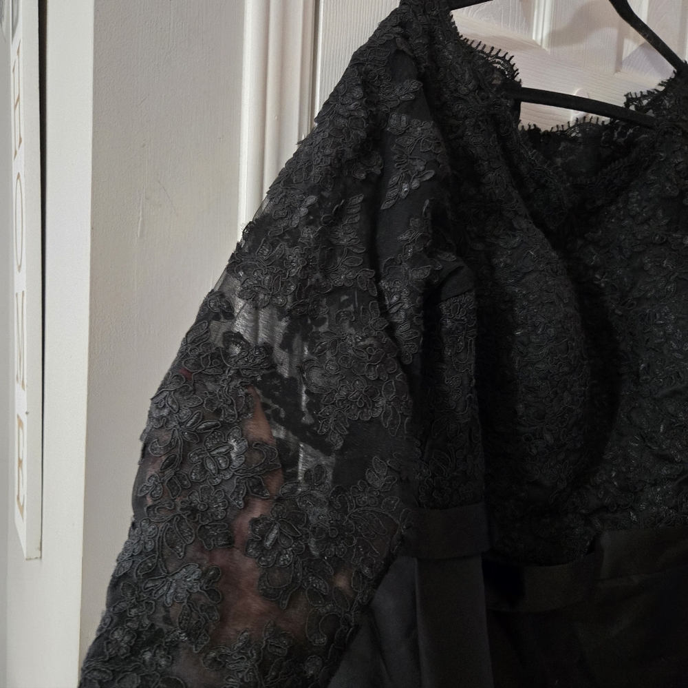 28w Hebeos Prom Dress Worn Once - Picture 7 of 13